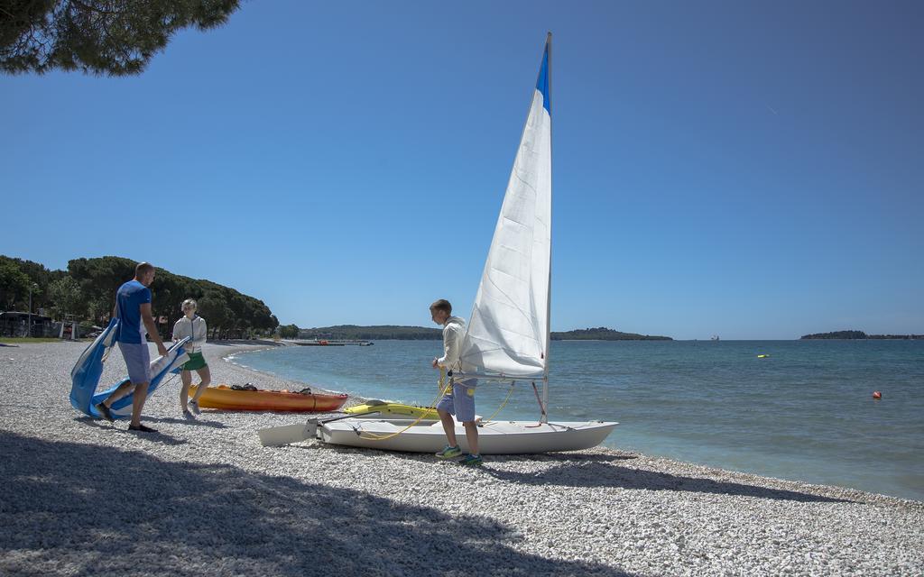 Happy Camp Mobile Homes In Centro Vacanze Bi Village Fazana Bagian luar foto